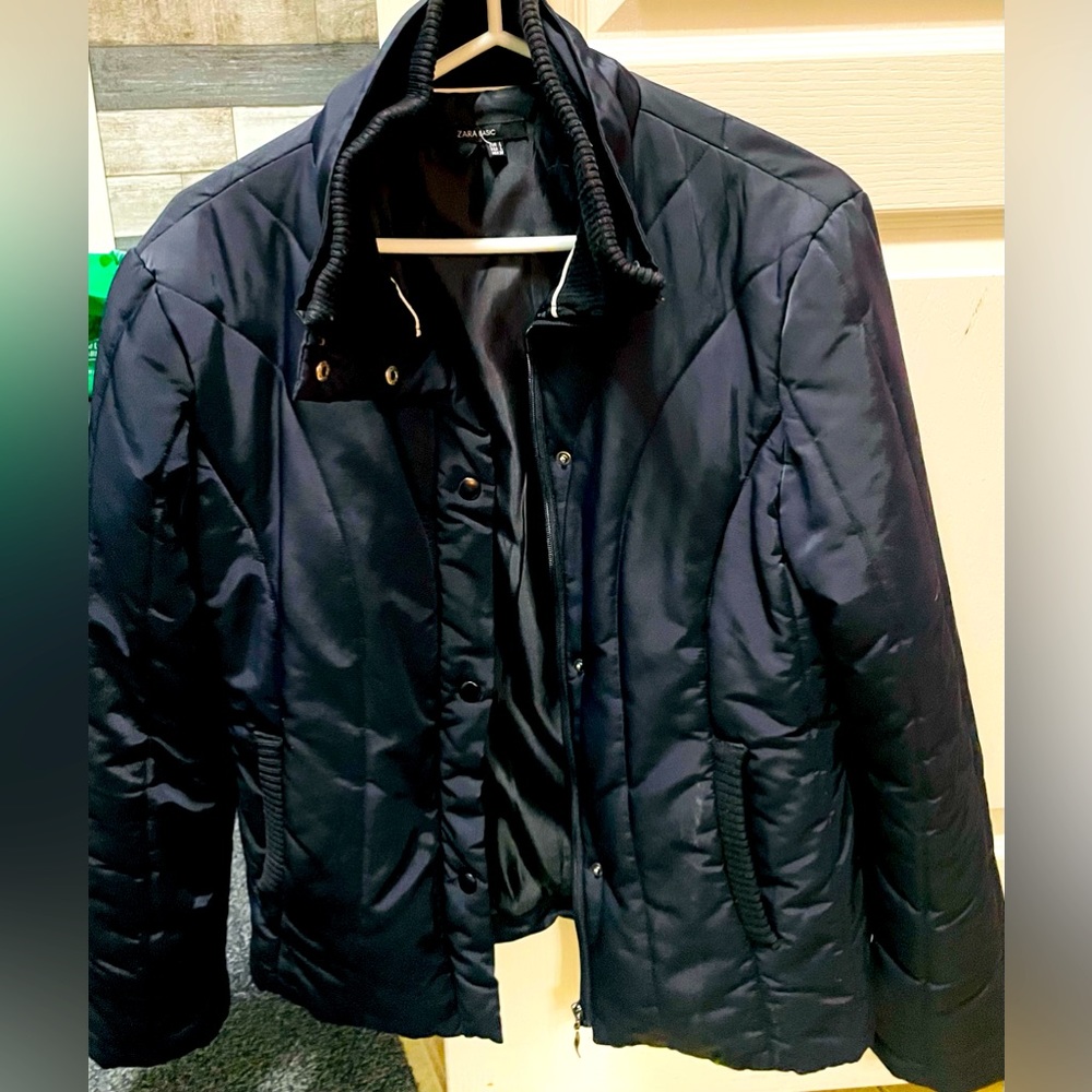 Zara Basic Black Puffer Jacket